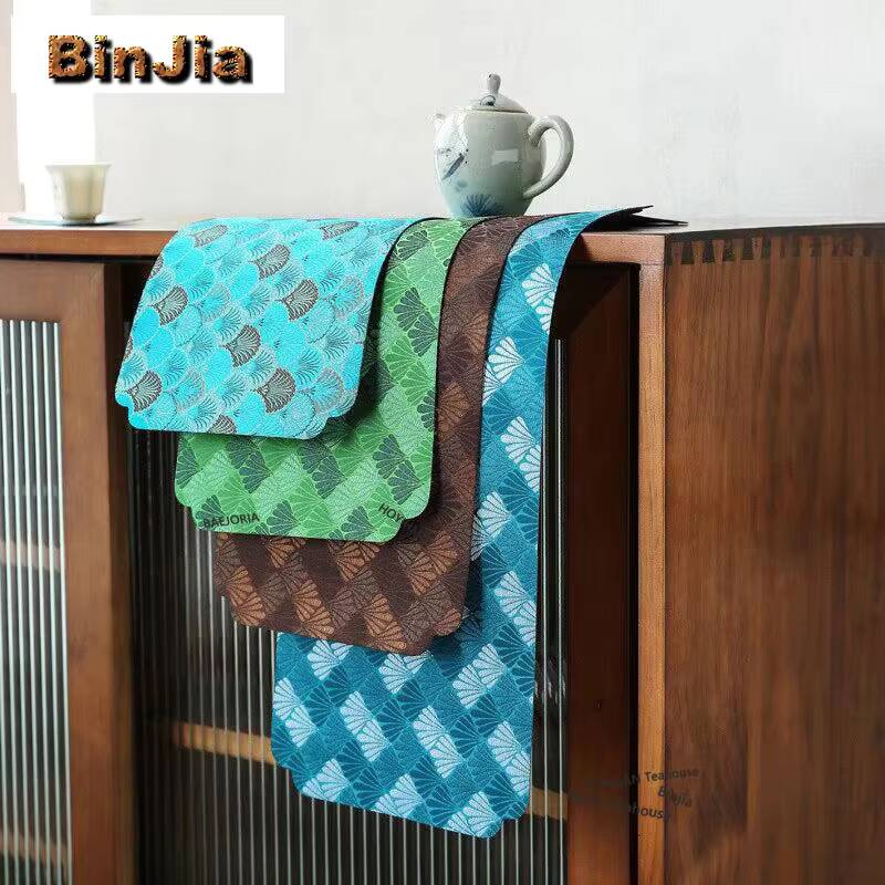 Japanese Tea - Tkanina z haftem brokatowym, mata na