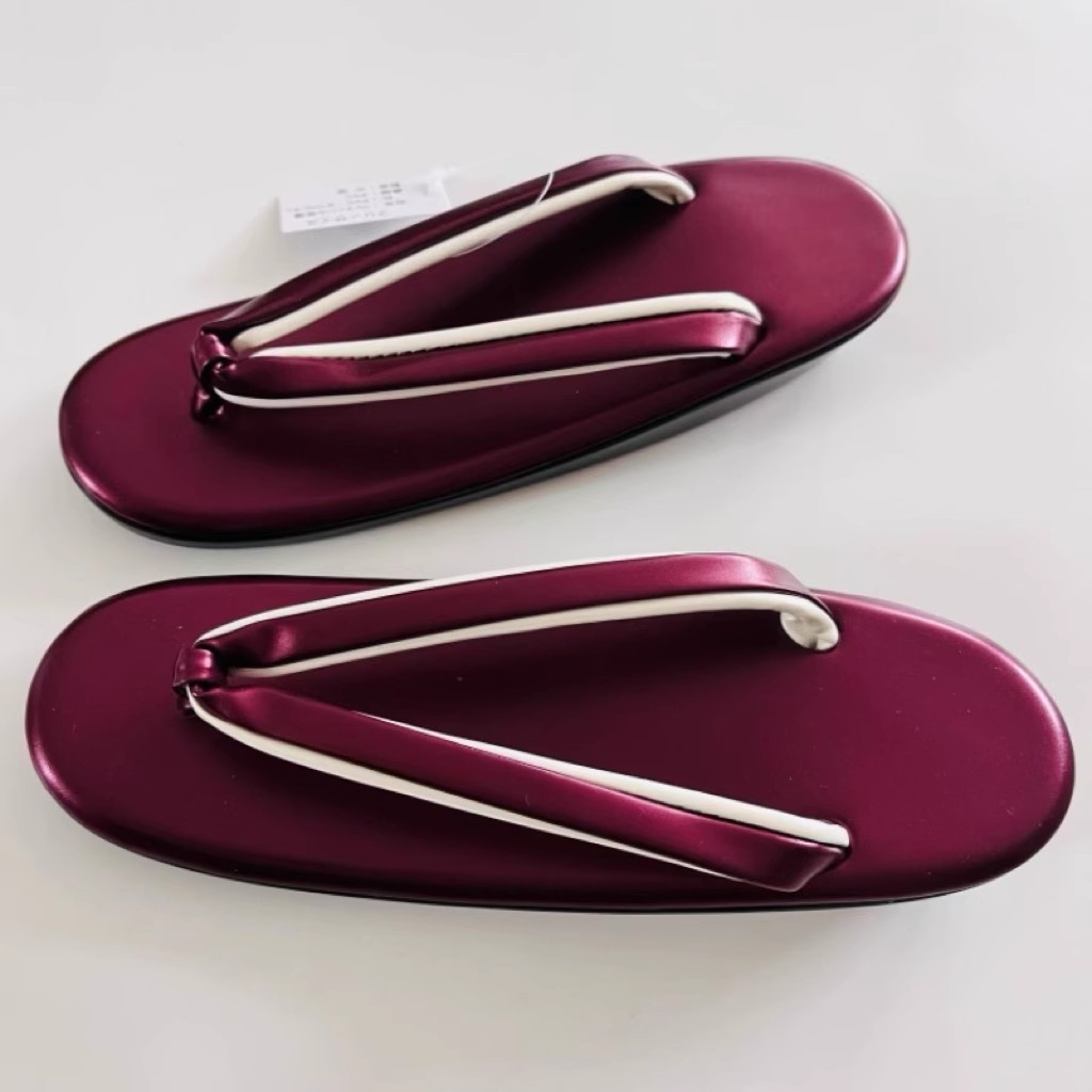 Japońskie sandały damskie Geta – Geta Wooden Sandal recenzja i cena