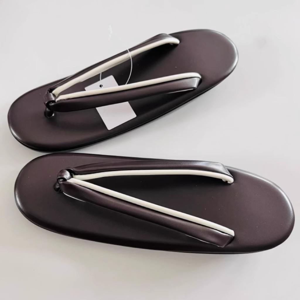 Japońskie sandały damskie Geta – Geta Wooden Sandal recenzja i cena