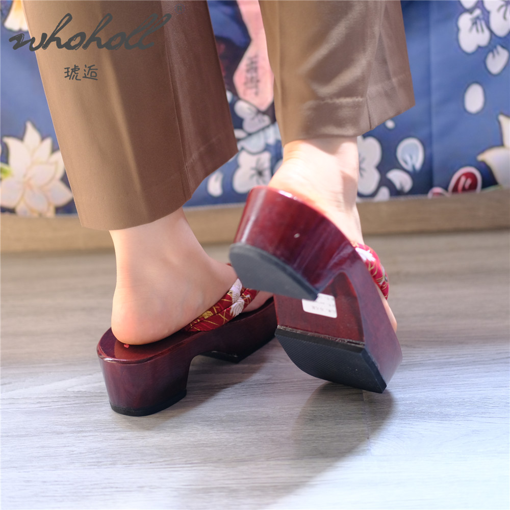 Japońskie buty Geta do cosplay – Geta Wooden Sandal recenzja i cena